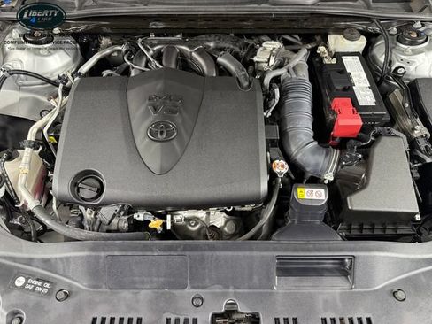 Used 2021 Toyota Avalon XSE FWD image 36