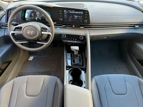 New 2026 Hyundai Elantra Blue image 13