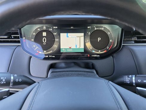 Used 2024 Land Rover Range Rover Sport Dynamic SE image 19