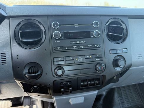 Used 2012 Ford F250 XL w/ PWR Equipment Group image 11