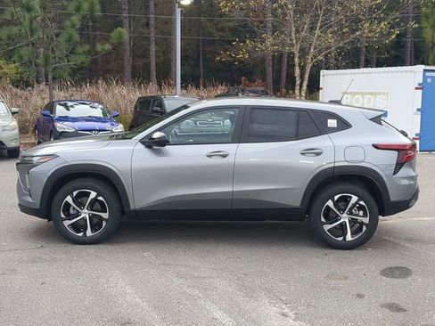 New 2026 Chevrolet Trax RS w/ Driver Confidence Package image 9