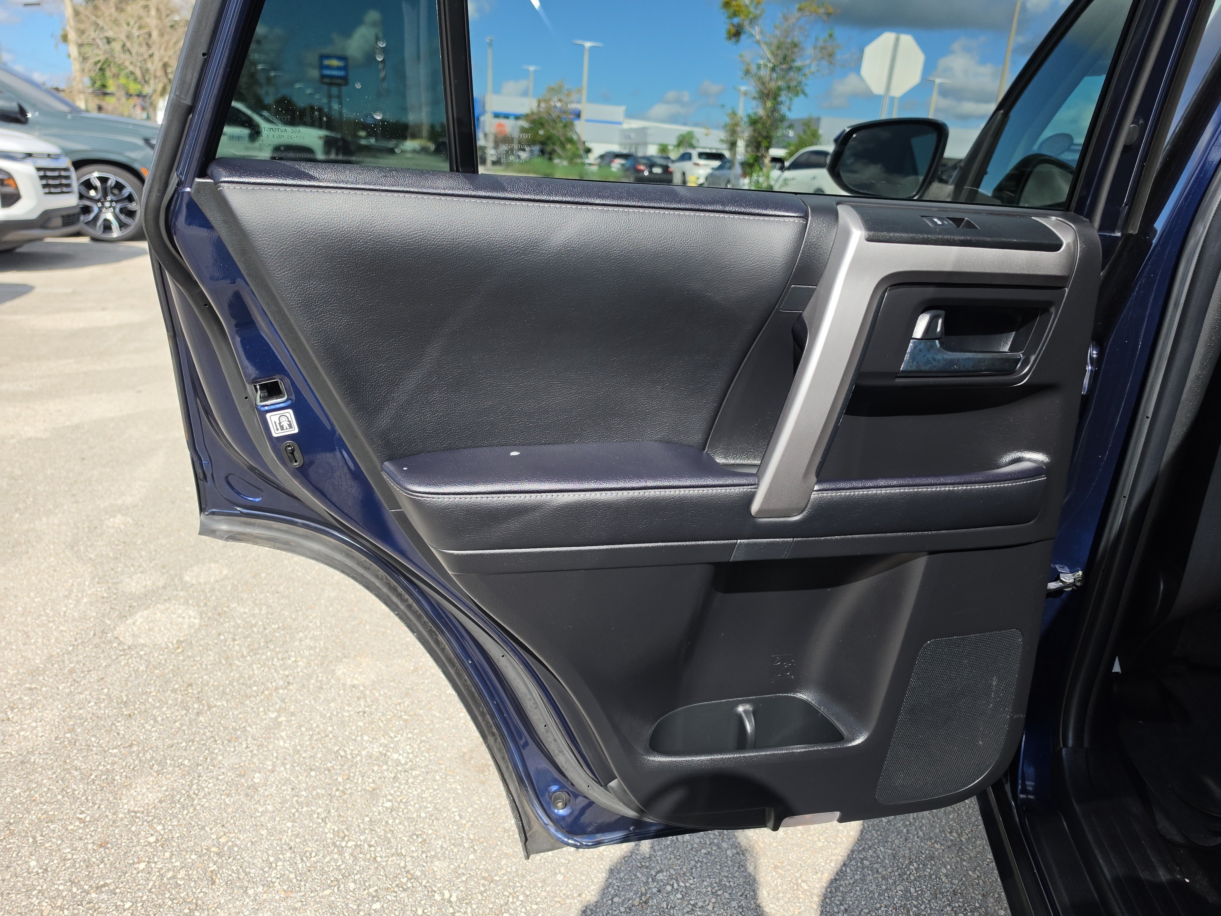 Used 2023 Toyota 4Runner SR5 Premium w/ Moonroof Package RWD image 12