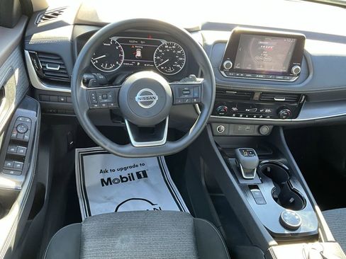 Used 2021 Nissan Rogue SV image 28