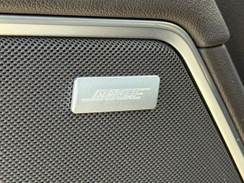 Used 2023 GMC Sierra 1500 SLT w/ SLT Premium Plus Package image 17