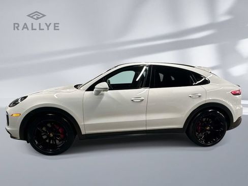Used 2022 Porsche Cayenne GTS AWD/4WD image 6