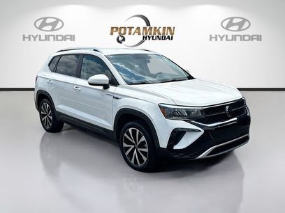 Used 2022 Volkswagen Taos SE