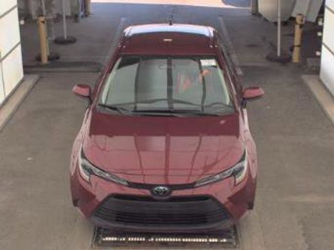 Used 2024 Toyota Corolla LE FWD image 8