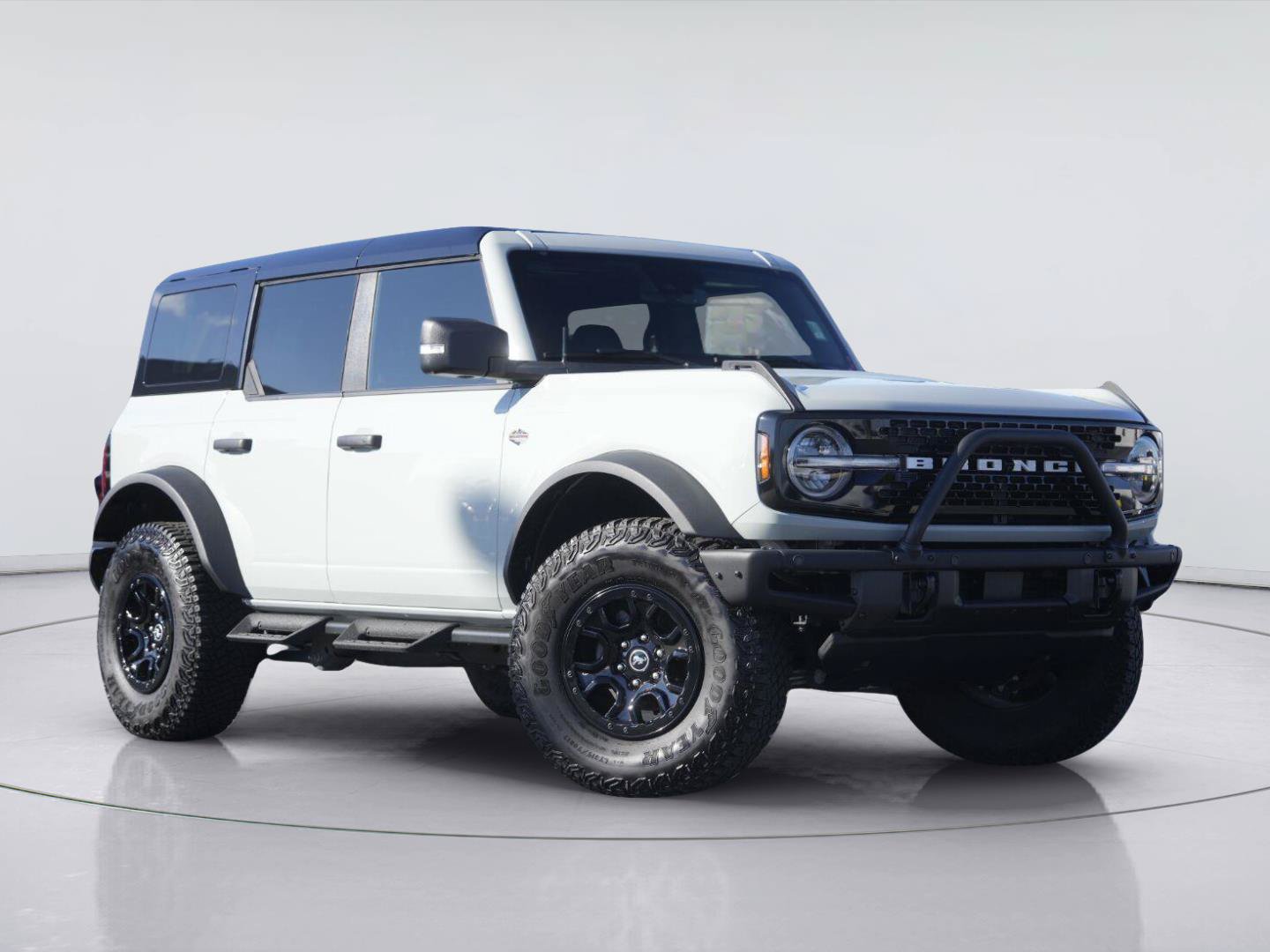 Used 2024 Ford Bronco Wildtrak AWD/4WD image 2
