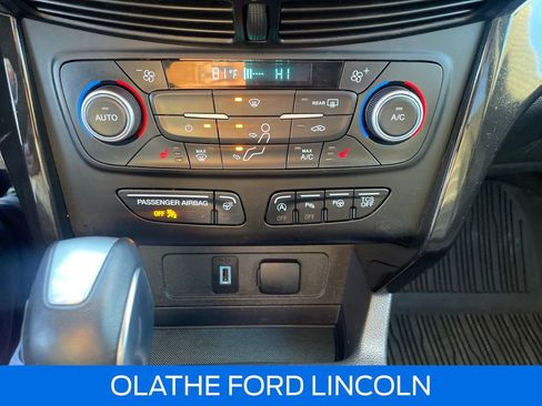 Used 2019 Ford Escape Titanium image 13