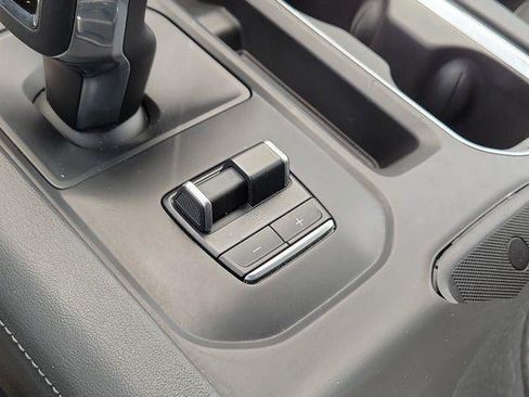 Used 2023 GMC Sierra 1500 Denali w/ Technology Package AWD/4WD image 31
