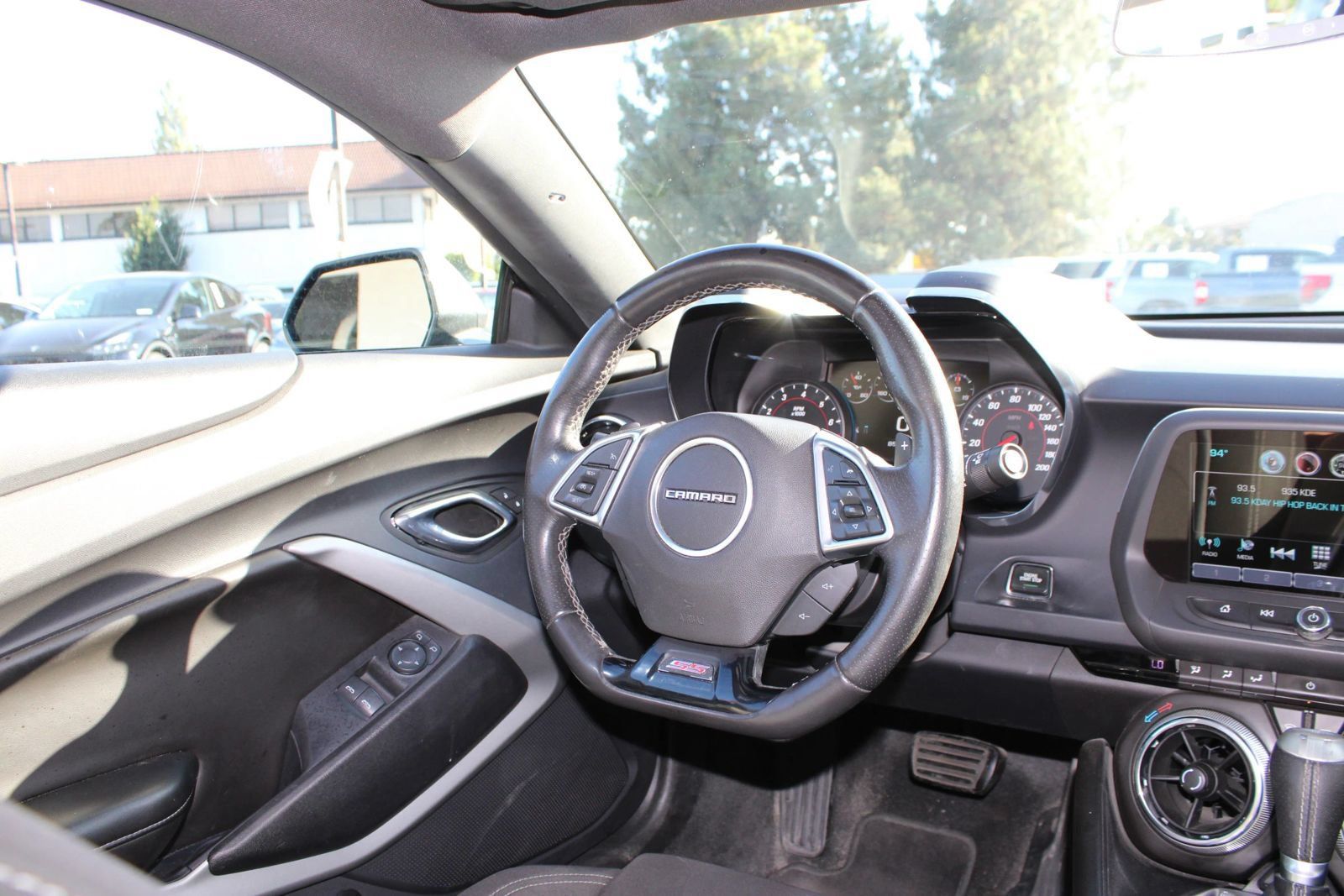 Used 2016 Chevrolet Camaro SS RWD image 29