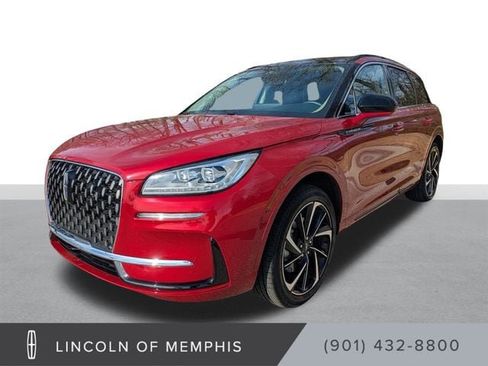 Certified 2025 Lincoln Corsair Grand Touring AWD/4WD image 8