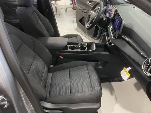 New 2026 Chevrolet Equinox LT image 21