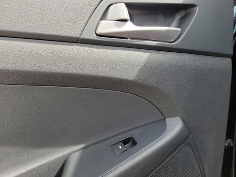 Used 2018 Hyundai Tucson SEL Plus w/ Cargo Package FWD image 19