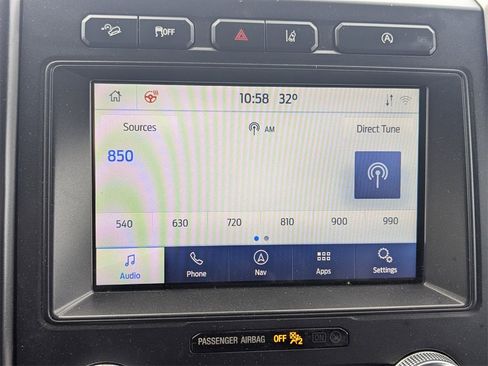 Used 2021 Ford Expedition Max Limited image 17