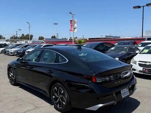 Used 2025 Hyundai Sonata SEL FWD image 6