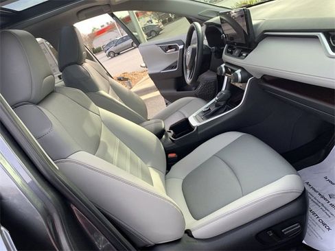 Used 2024 Toyota RAV4 Limited image 14