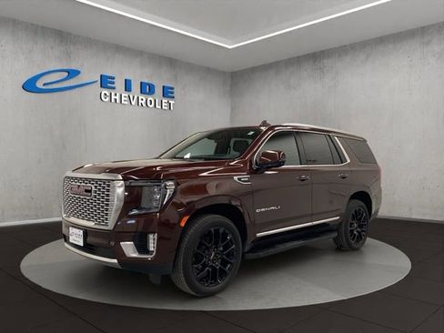 Used 2023 GMC Yukon Denali w/ Max Trailering Package AWD/4WD image 8