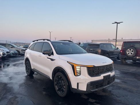 Certified 2024 Kia Sorento SX image 1