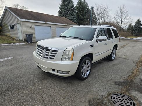 Used 2008 Cadillac Escalade AWD image 7