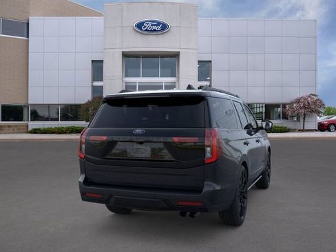 New 2026 Ford Expedition Platinum w/ Stealth Performance Package AWD/4WD image 8