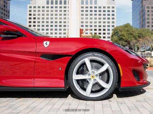Used 2019 Ferrari Portofino image 60