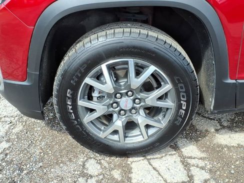 Used 2021 GMC Acadia SLE w/ Driver Convenience Package FWD image 9