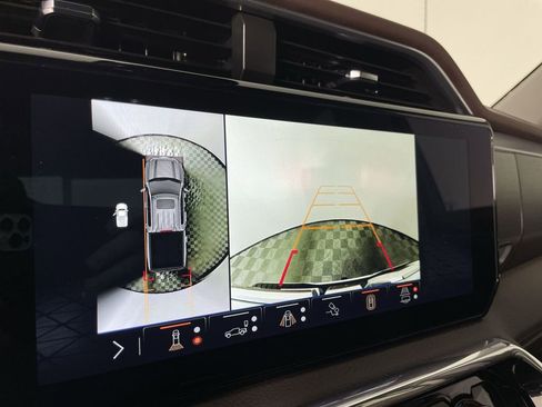 Used 2024 GMC Sierra 1500 Denali w/ Technology Package image 14