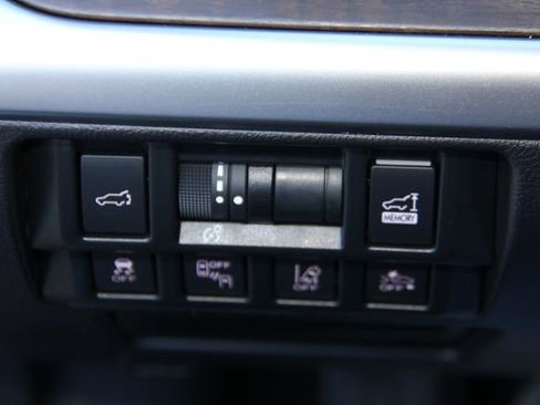 Used 2019 Subaru Outback 3.6R Limited image 32