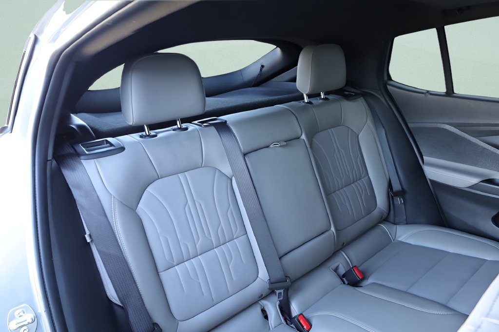 Used 2024 Buick Envista Avenir FWD image 25