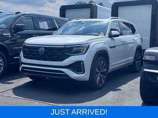 Used 2024 Volkswagen Atlas SEL Premium R-Line AWD/4WD video 1