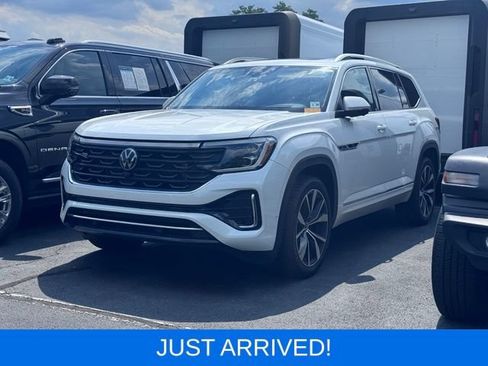 Used 2024 Volkswagen Atlas SEL Premium R-Line AWD/4WD image 1