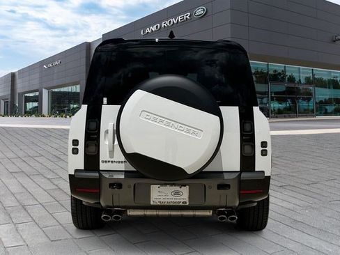 Certified 2026 Land Rover Defender 130 V8 AWD/4WD image 4