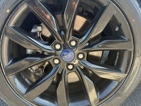 Used 2018 Ford Escape SE w/ SE Sport Appearance Package AWD/4WD image 43