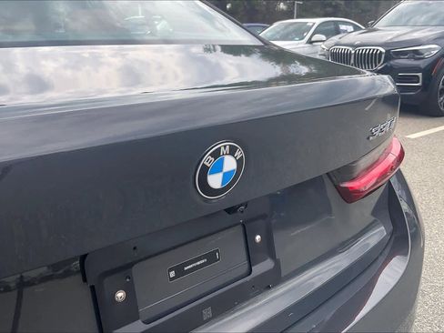 Used 2024 BMW 330i xDrive Sedan w/ Premium Package image 32