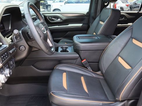 Certified 2024 GMC Yukon AT4 w/ AT4 Premium Plus Package AWD/4WD image 24