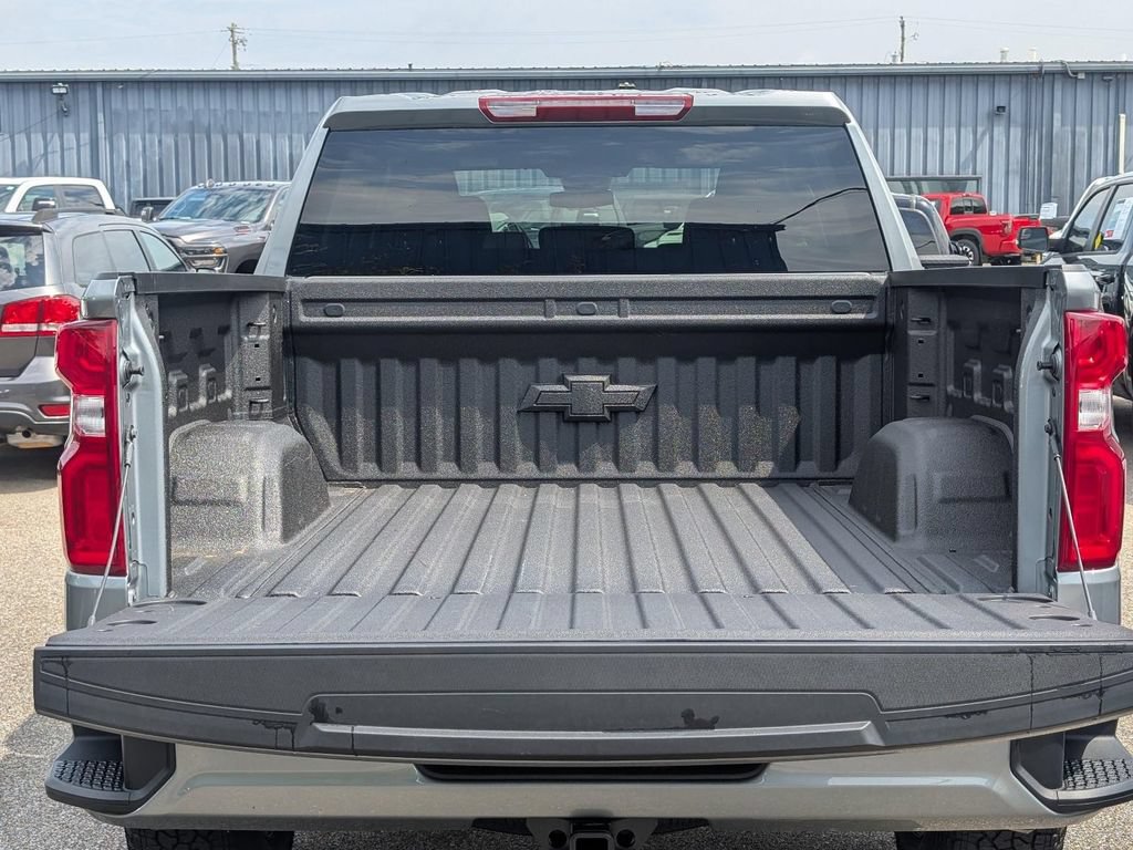Used 2026 Chevrolet Silverado 1500 RST w/ RST Select Package AWD/4WD image 9