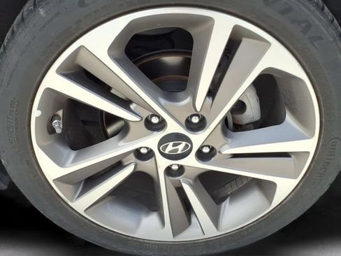 Used 2018 Hyundai Elantra Limited w/ Cargo Package FWD image 6