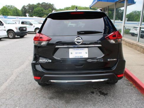 Used 2019 Nissan Rogue SV AWD/4WD image 5