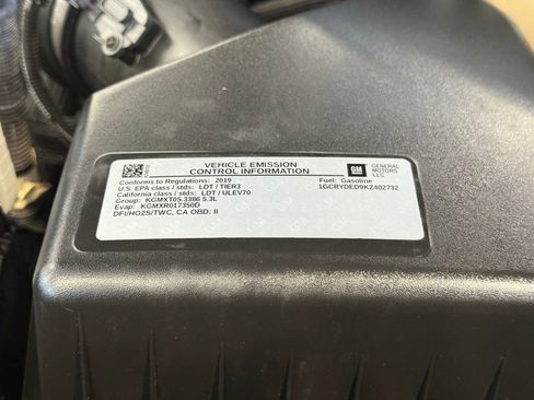 Used 2019 Chevrolet Silverado 1500 LT w/ All-Star Edition image 35