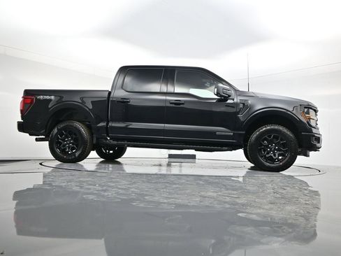 New 2025 Ford F150 XLT w/ Equipment Group 302A MID image 34