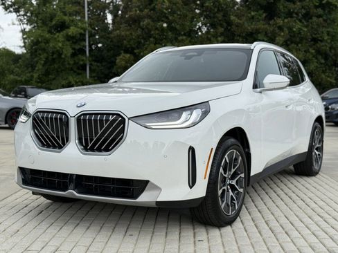 New 2026 BMW X3 xDrive30 w/ Premium Package image 2