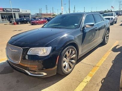 Used 2018 Chrysler 300 Limited w/ Safetytec Plus Group