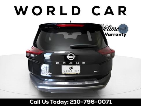 Used 2023 Nissan Rogue SL w/ SL Premium Package image 19