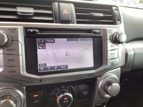 Used 2015 Toyota 4Runner SR5 Premium RWD image 18