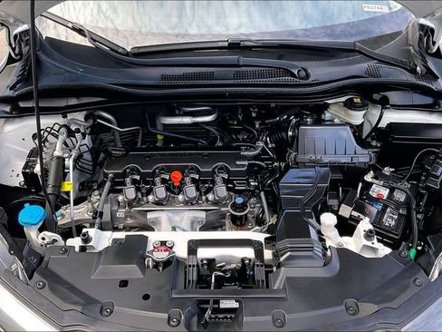 Used 2022 Honda HR-V EX image 9