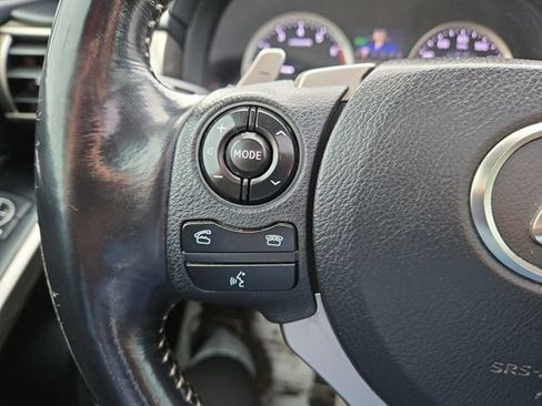Used 2016 Lexus IS 200t image 21