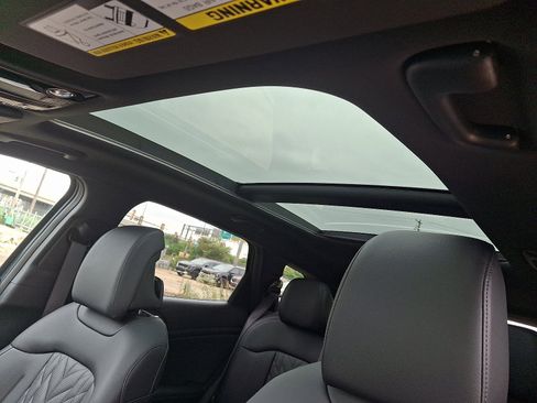 New 2025 Kia Sportage X-Line Prestige image 10