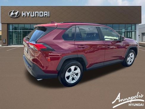 Used 2019 Toyota RAV4 XLE w/ All Weather Liner Package AWD/4WD image 5