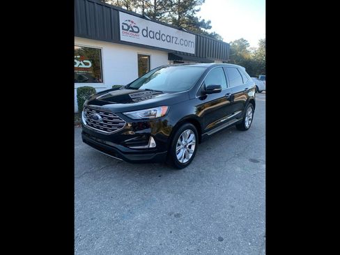 Used 2022 Ford Edge Titanium image 1